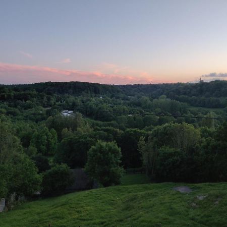 Gite De La Vallee Genneville Bagian luar foto