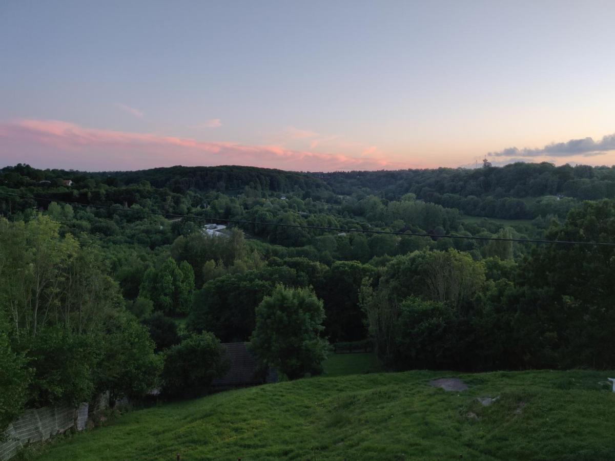 Gite De La Vallee Genneville Bagian luar foto